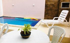 Dúplex em Porto Seguro com piscina a 8 minutos das praias